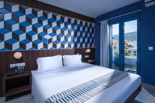 Compass beach – Stalis, LA