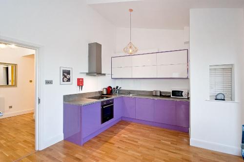 Mulberry South Penthouse - main image