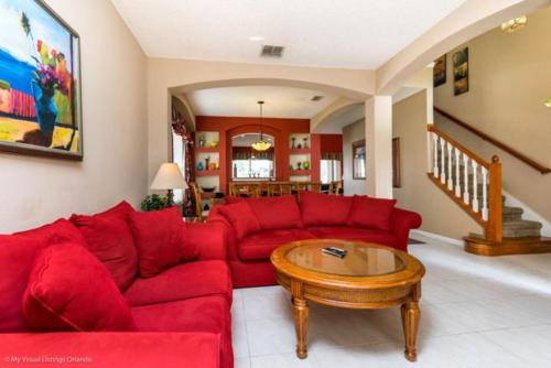 This 7 bedroom villa is a grand choice for a fabulous vacation. - image 4