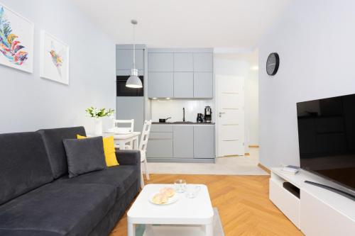 Mokotow Business Center Apartments by Noclegi Renters, Warsaw