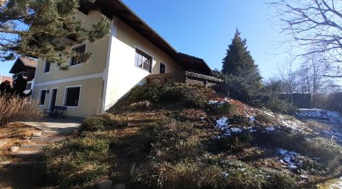 Top Apartment in Henndorf Am Wallersee