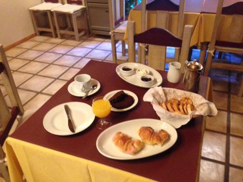 餐飲選擇, Los Abetos B&B 2 in 埃爾博爾桑