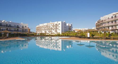 BCV - Just Chillin Private 1 Bedroomed Garden View Apartment Dunas Resort