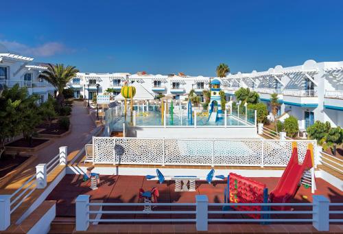 Arena Beach - image 9