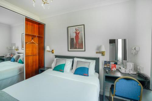 hotel photo