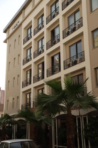 Othello Hotel - image 8