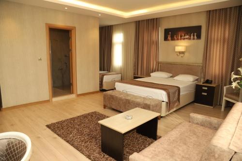 Othello Hotel - image 3