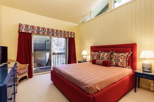 921 Faraway home - image 5