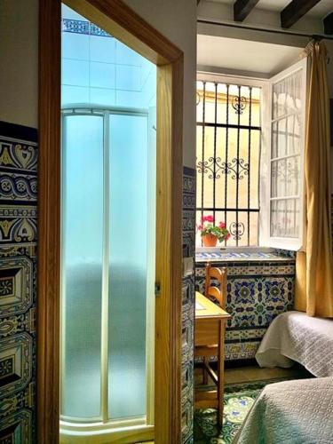 Hostal Lis - image 4
