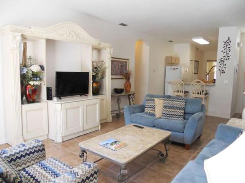 A great 5 bedroom villa amazing for family vacations - main image
