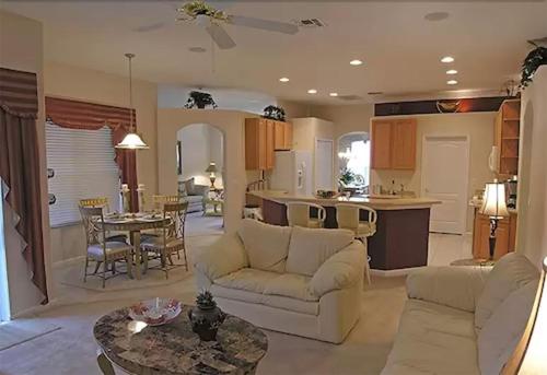 A great 5 bedroom villa amazing for family vacations - image 4