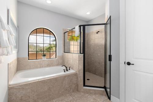 Golf View Palms - image 6