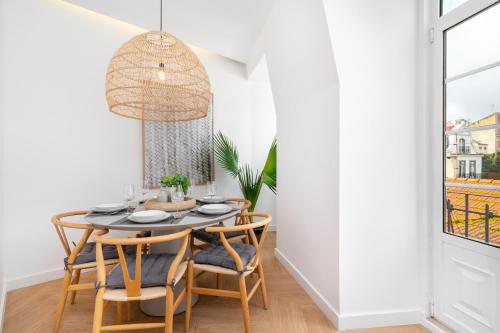 WHome | Luxury Duplex Prime Location Great for Families