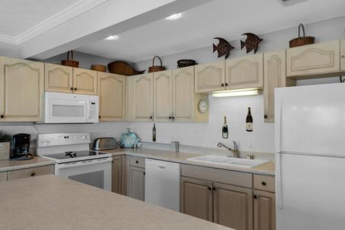 Sugar Dunes Condos - image 13