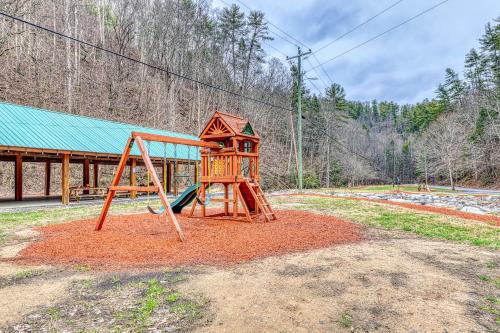 Black Bear Lodge - image 2