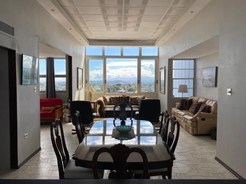 In the Heart of it All! Two-Bedroom Penthouse in Guaynabo in Gobernador Piñero