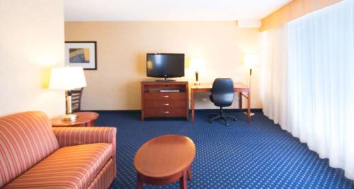 Best Western Plus Suites Downtown