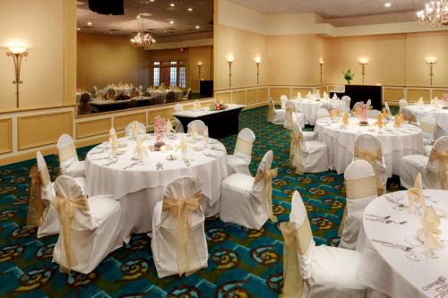 Holiday Inn Norwich an IHG Hotel - image 3