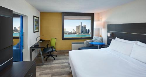 Holiday Inn Express Windsor Waterfront, an IHG Hotel