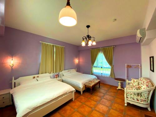 1969 Meters Square Seed B&B