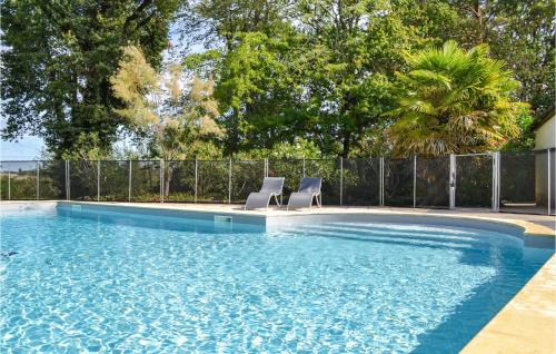 Nice home in Durfort Lacapelette w/ Outdoor swimming pool WiFi and 3 Bedrooms - image 9