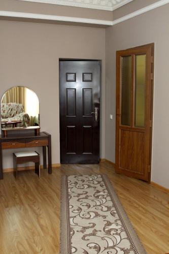 Golden Apricot - image 14