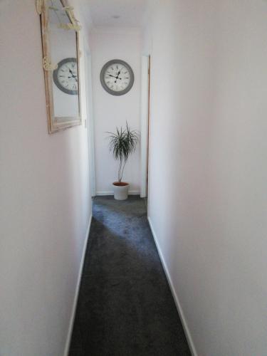 Little Cosy Cwtsh in เทลเบิตกรีน