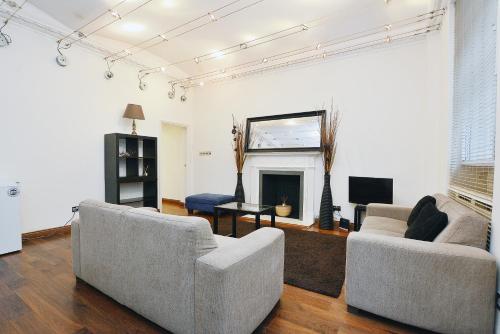 Pont Street Knightsbridge Exclusive, Belgravia, London