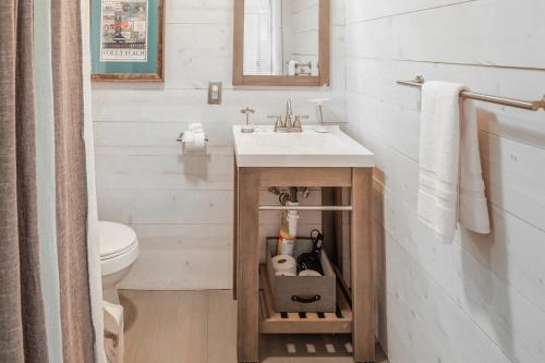 Sea Salt Cottage - main image