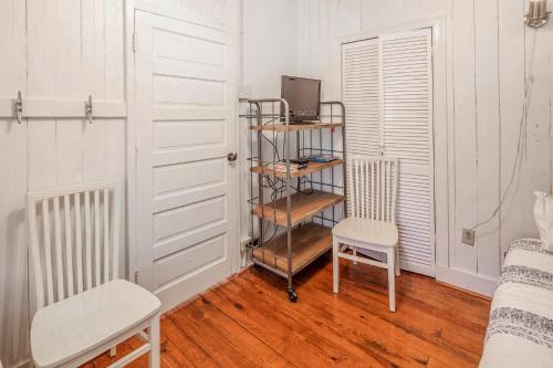 Sea Salt Cottage - image 5