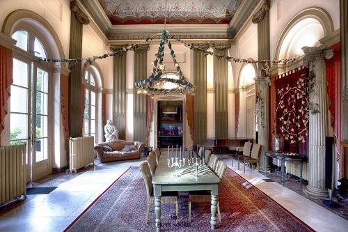 Leyselebeke Castle – Bruges, WY