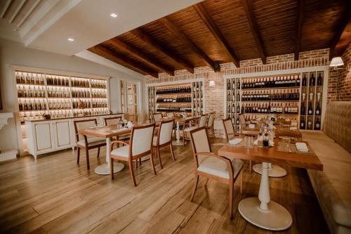 Green House Hotel & Restaurant - image 10