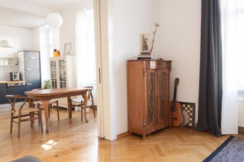 Modern design im klassischem Altbau Modern design im klassischem Altbau