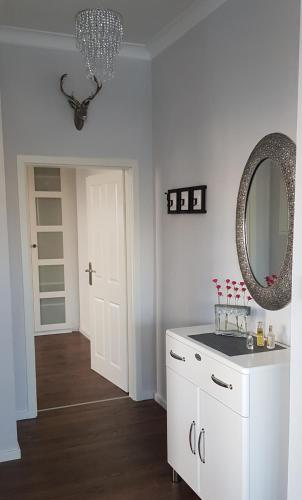 Bismarck-Apartment 702m von Scheidstraße entfernt