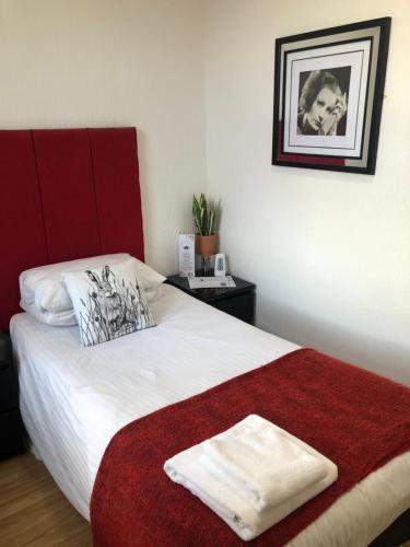 Trinity Guest House - image 2