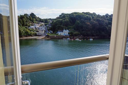 Picture of Fowey River Views