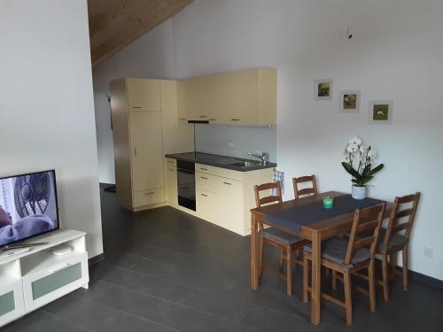 Download 2 zimmer wohnungen in miami beach Desktop Wallpaper 2 Zimmer Wohnungen In Miami Beach