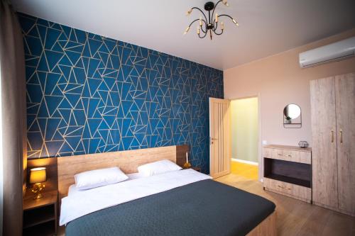 3 bedroom 2 bathroom Apartment near Forum Lviv - image 5