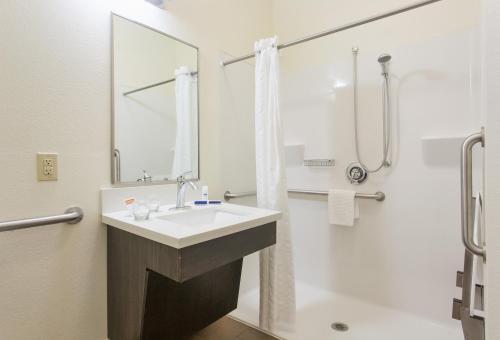 Candlewood Suites San Marcos, an IHG Hotel