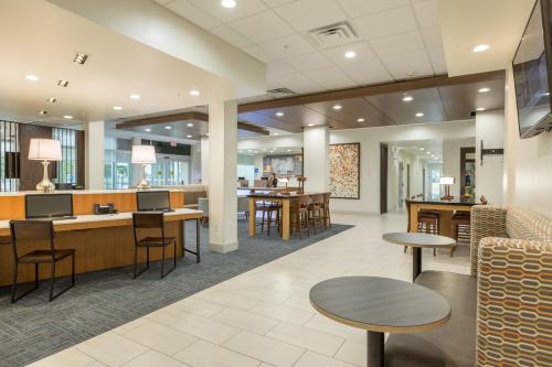 Holiday Inn Express & Suites - San Marcos South an IHG Hotel - image 4