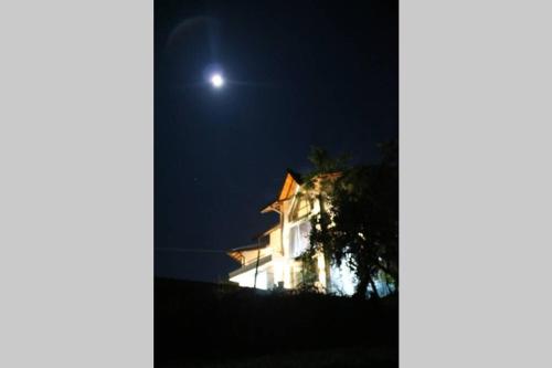 Villa image 6