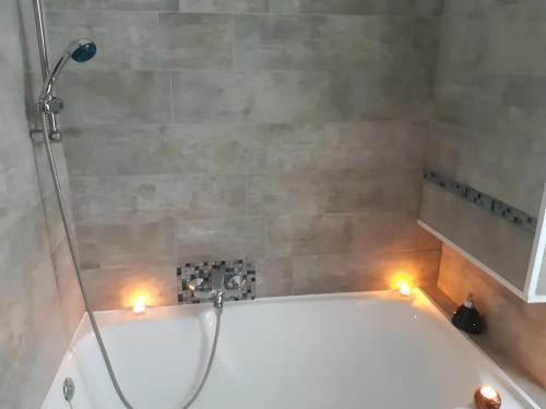 화장실, Bed and Breakfast P&P Nîmes-Centre (Bed and Breakfast P&P Nimes-Centre) in 님 시티 센터