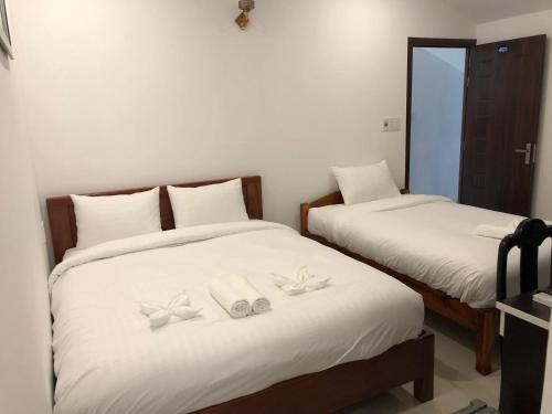 Triple Room with City View image 2