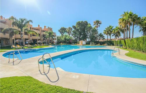 Stunning apartment in Calahonda with 3 Bedrooms, WiFi and Outdoor swimming pool - Apartment - Sitio de Calahonda