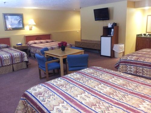 New Summit Inn – Frisco, CO