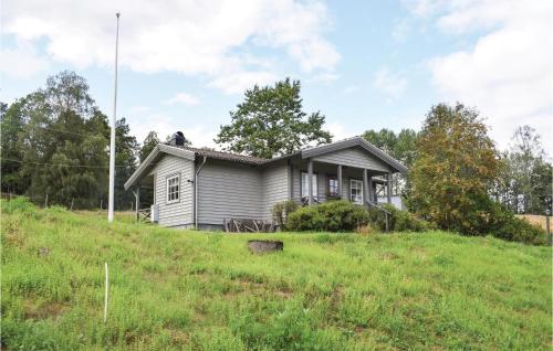 2 Bedroom Amazing Home In Burseryd - Sjötofta