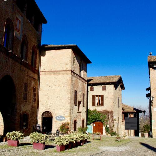 Vaatamisväärsus lähikonnas, CAMINATA 415 in Fiorenzuola