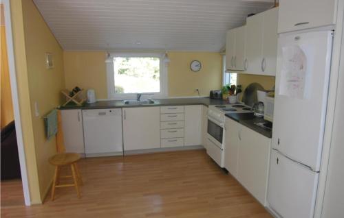 ห้องครัว, Holiday Home I Klitterne Nexø I in สนอเกเบก