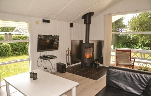 Amazing home in Esbjerg V with 3 Bedrooms, WiFi and Sauna in Hjerting
