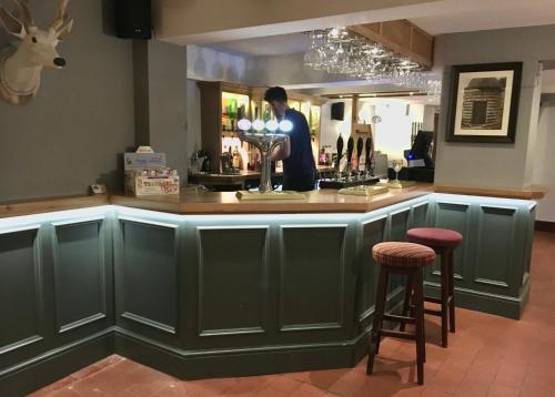The White Hart - image 2